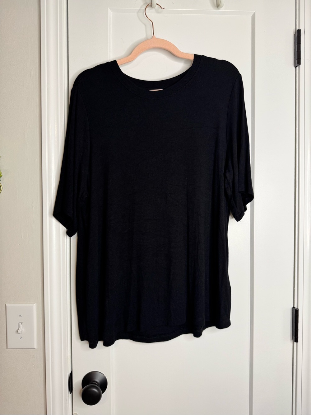 Magaschoni Black Ribbed Tee